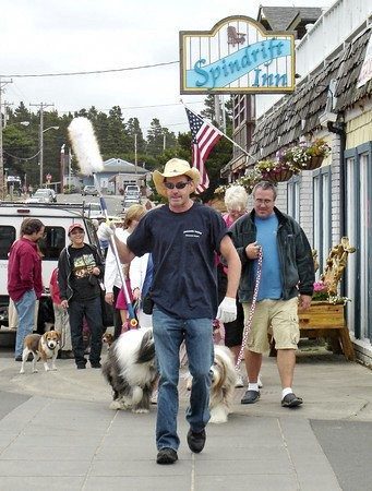 Muttzanita Manzanita Oregon