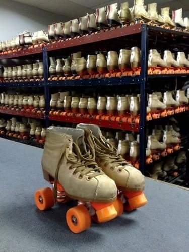 Skating vdCjIU